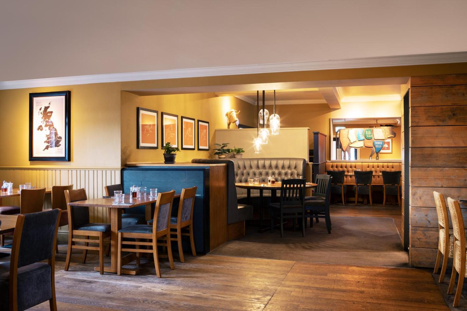 The Highwayman Hotel Chesterfield Exterior foto