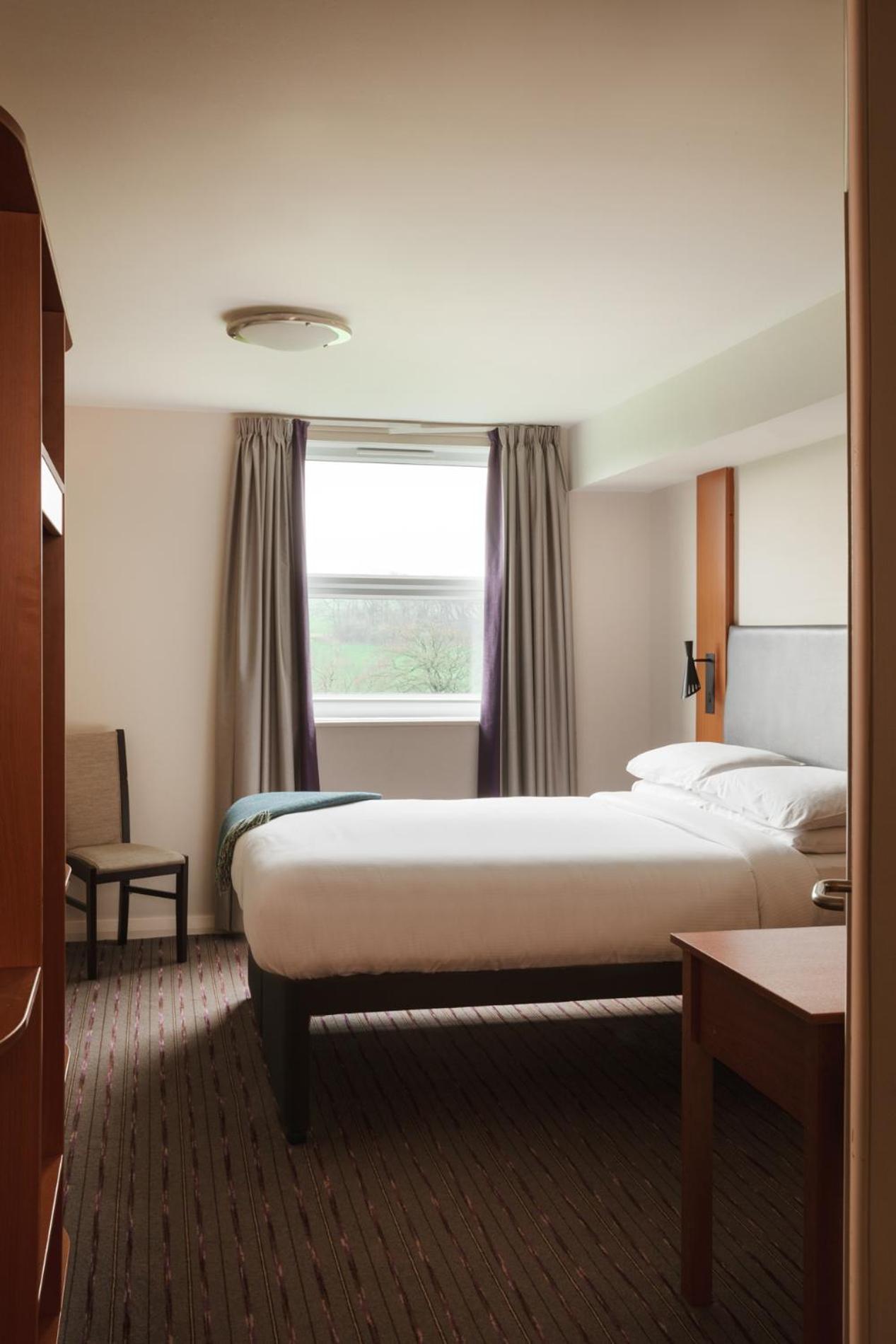 The Highwayman Hotel Chesterfield Exterior foto